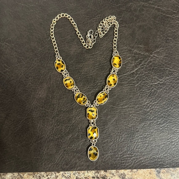 Leopard Print Stones Necklace Fashion Jewelry With Added Ext Chain Unbranded - Picture 6 of 7